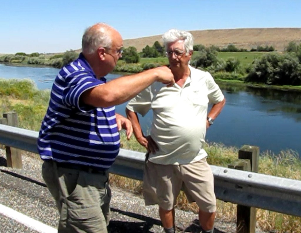 Two pterosaur searchers in Washington state